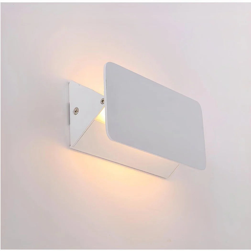Wall Lamp | Adjustable Shade & Matte White Metal | E14 Socket