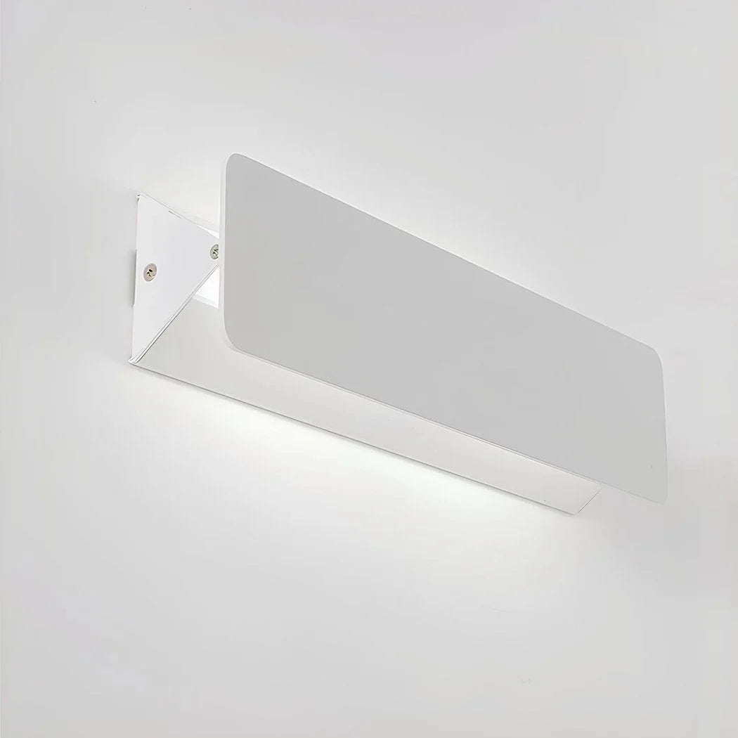 Wall Lamp | Adjustable Shade & Matte White Metal | E14 Socket