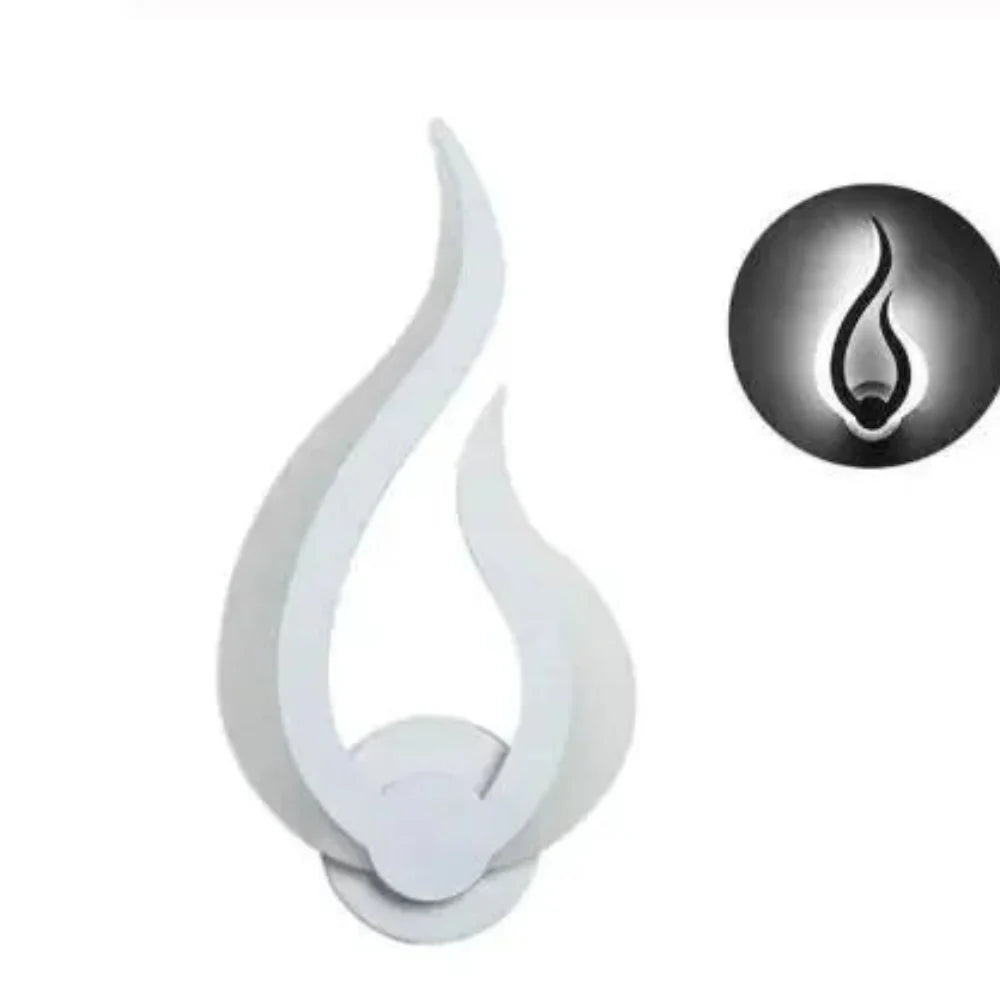 Wall Lamp | Flame-Shaped Flickering LED | Wall-Mounted