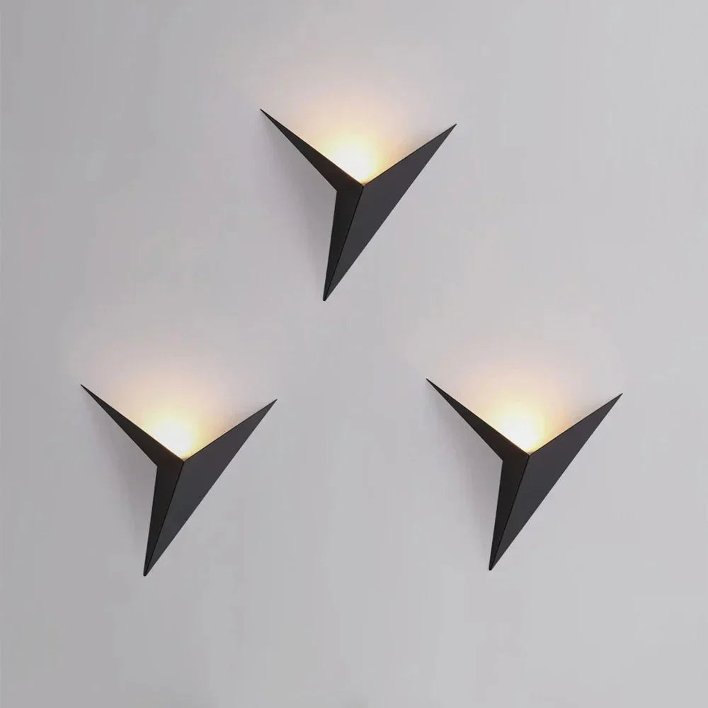Wall Lamp | Triangle LED Metal & Acrylic