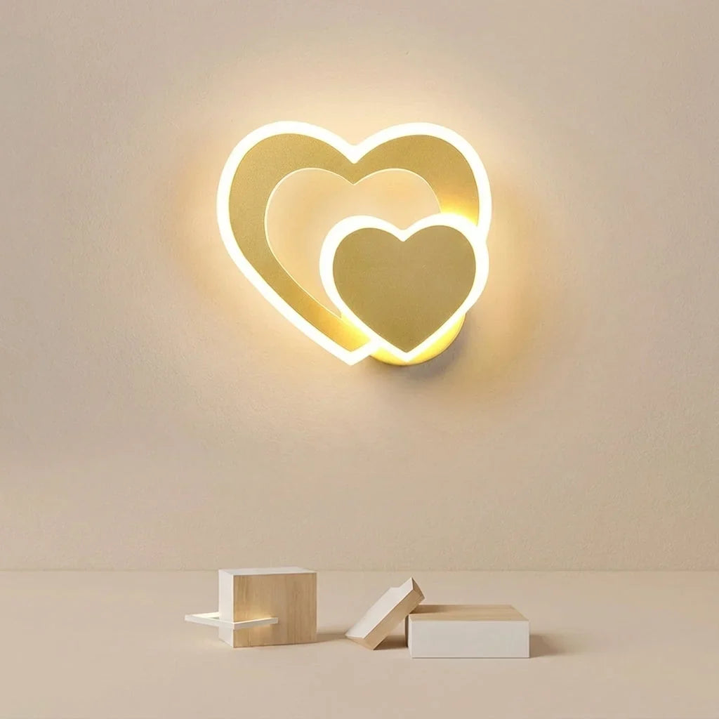 Wall Light | Heart-Shaped LED & Acrylic Diffuser | 22 x 20 cm