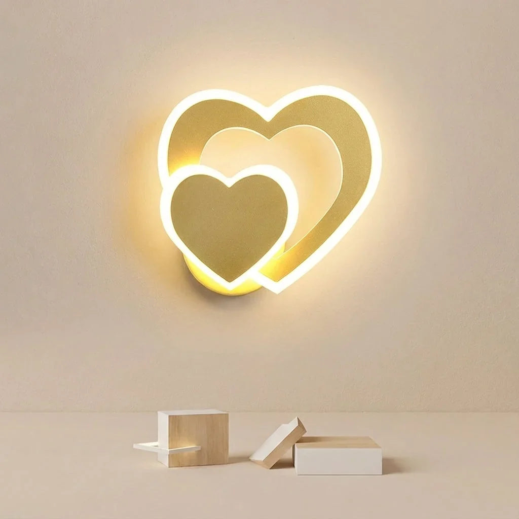 Wall Light | Heart-Shaped LED & Acrylic Diffuser | 22 x 20 cm