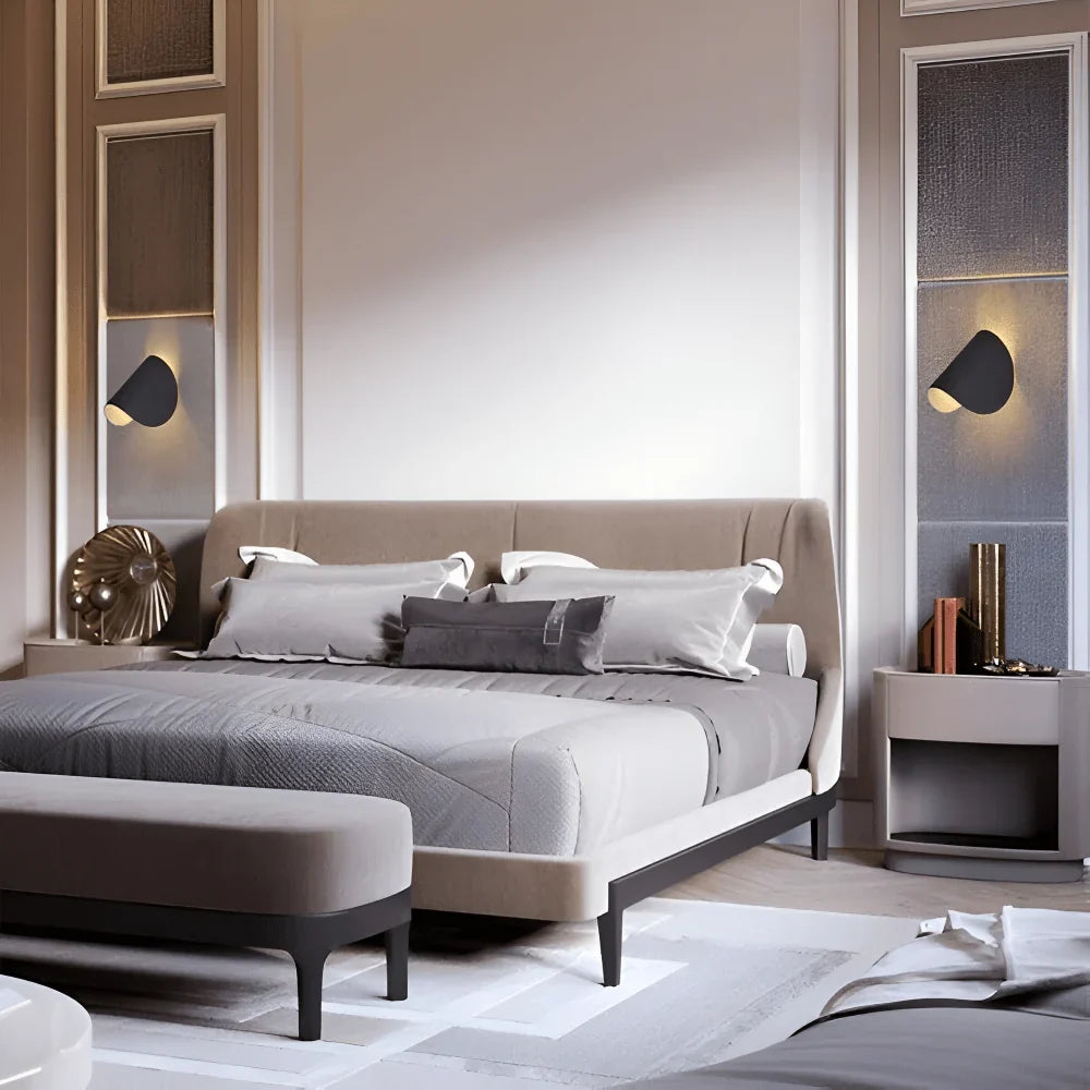Wall Light | Rotatable Metal Frame & Integrated Warm White LED