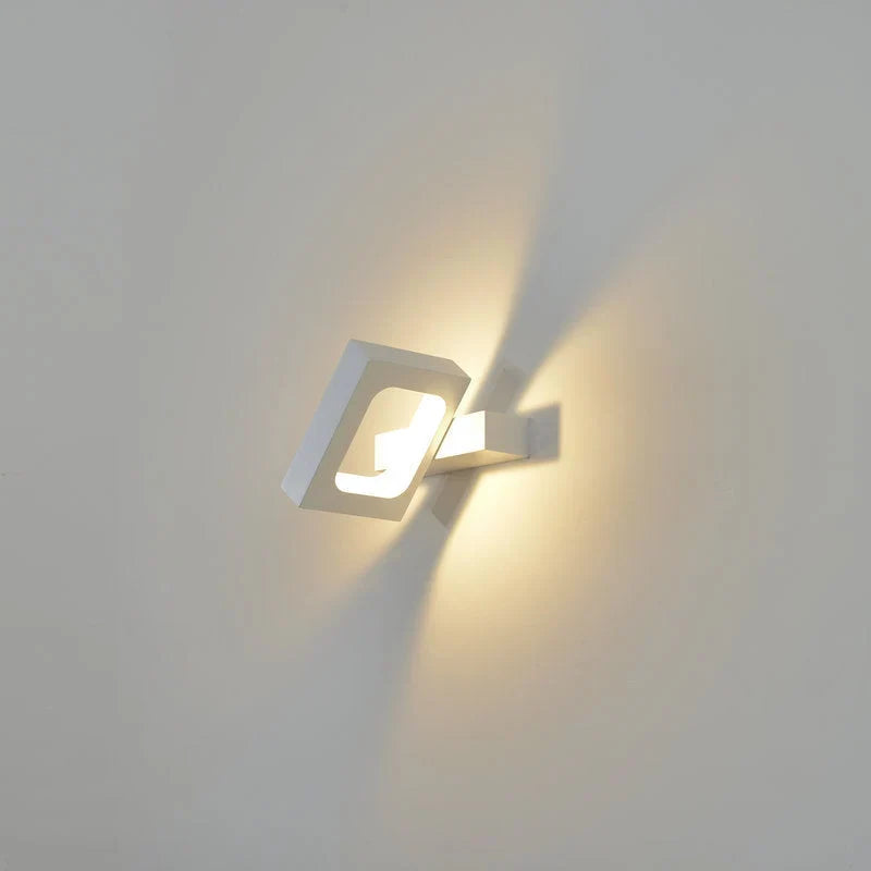 Wall Light | Slim Aluminum Integrated LED | Hardwired Installation