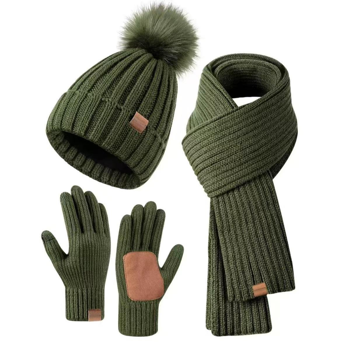 Winter Set | Soft Knit & Touchscreen | Beanie, Scarf & Gloves