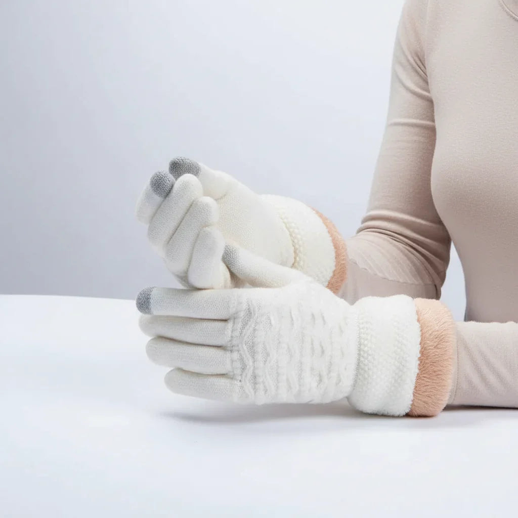 Women's Gloves | Fleece-Lined Cable-Knit & Touchscreen