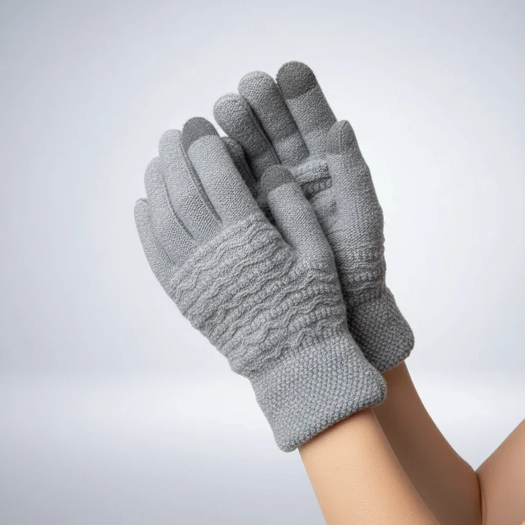 Women's Gloves | Fleece-Lined Cable-Knit & Touchscreen