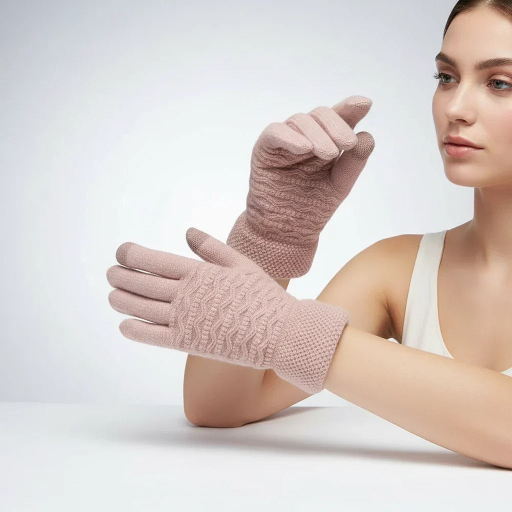 Women's Gloves | Fleece-Lined Cable-Knit & Touchscreen